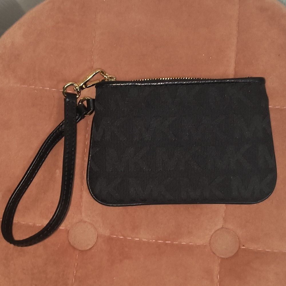 Michael Kors Black Signature Canvas Wristlet - Picture 2 of 7